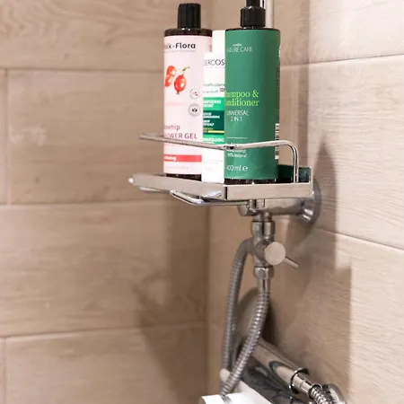 Apartment Veerenni Studio, Modern & Central.