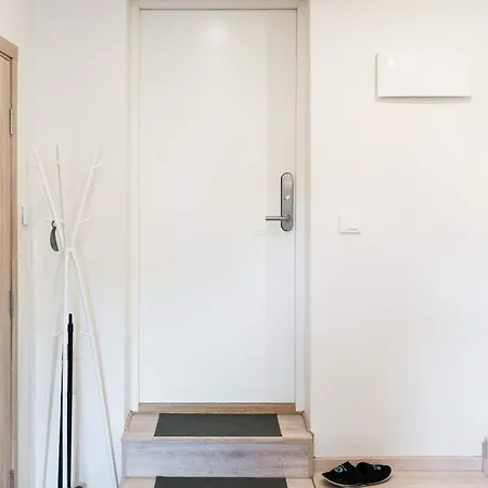 Veerenni Studio, Modern & Central. Apartment Tallinn