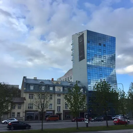 Veerenni Studio, Modern & Central. * Tallinn